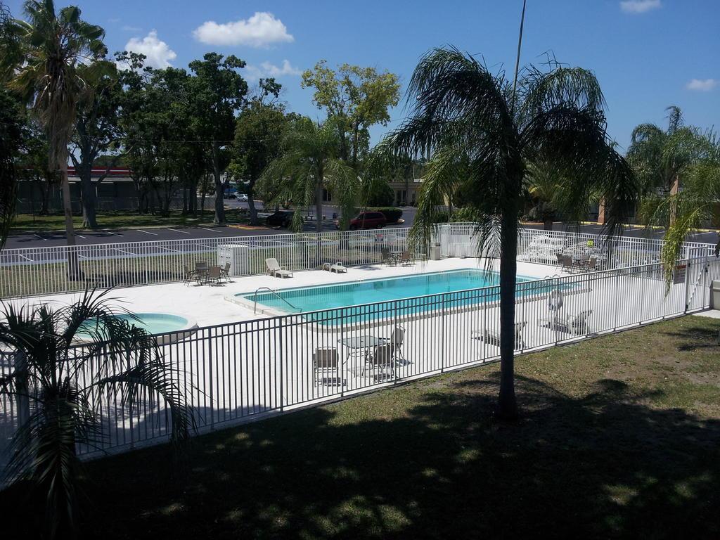 Quality Inn Saint Petersburg North-Tampa Bay Zewnętrze zdjęcie