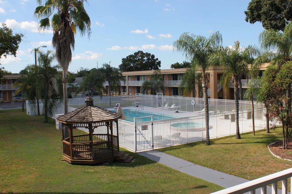 Quality Inn Saint Petersburg North-Tampa Bay Zewnętrze zdjęcie