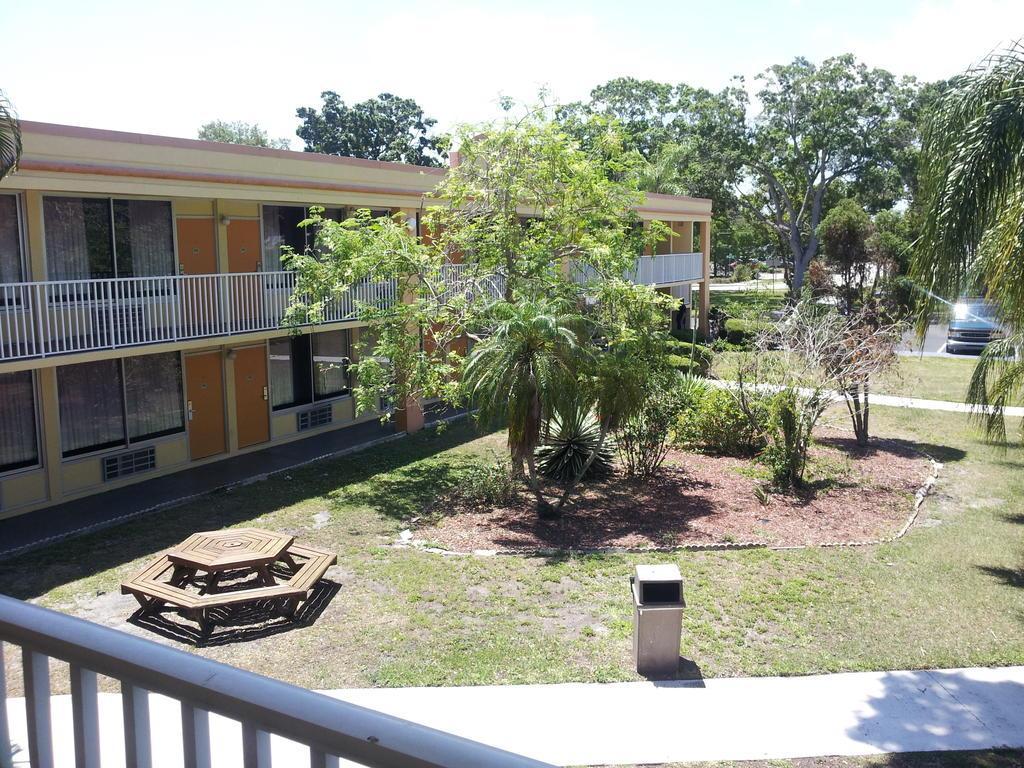 Quality Inn Saint Petersburg North-Tampa Bay Zewnętrze zdjęcie