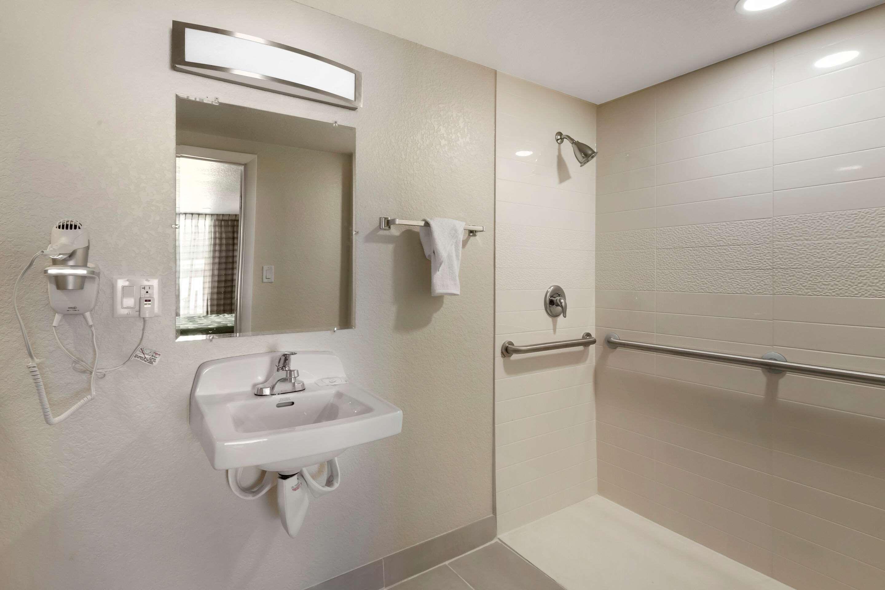 Quality Inn Saint Petersburg North-Tampa Bay Zewnętrze zdjęcie