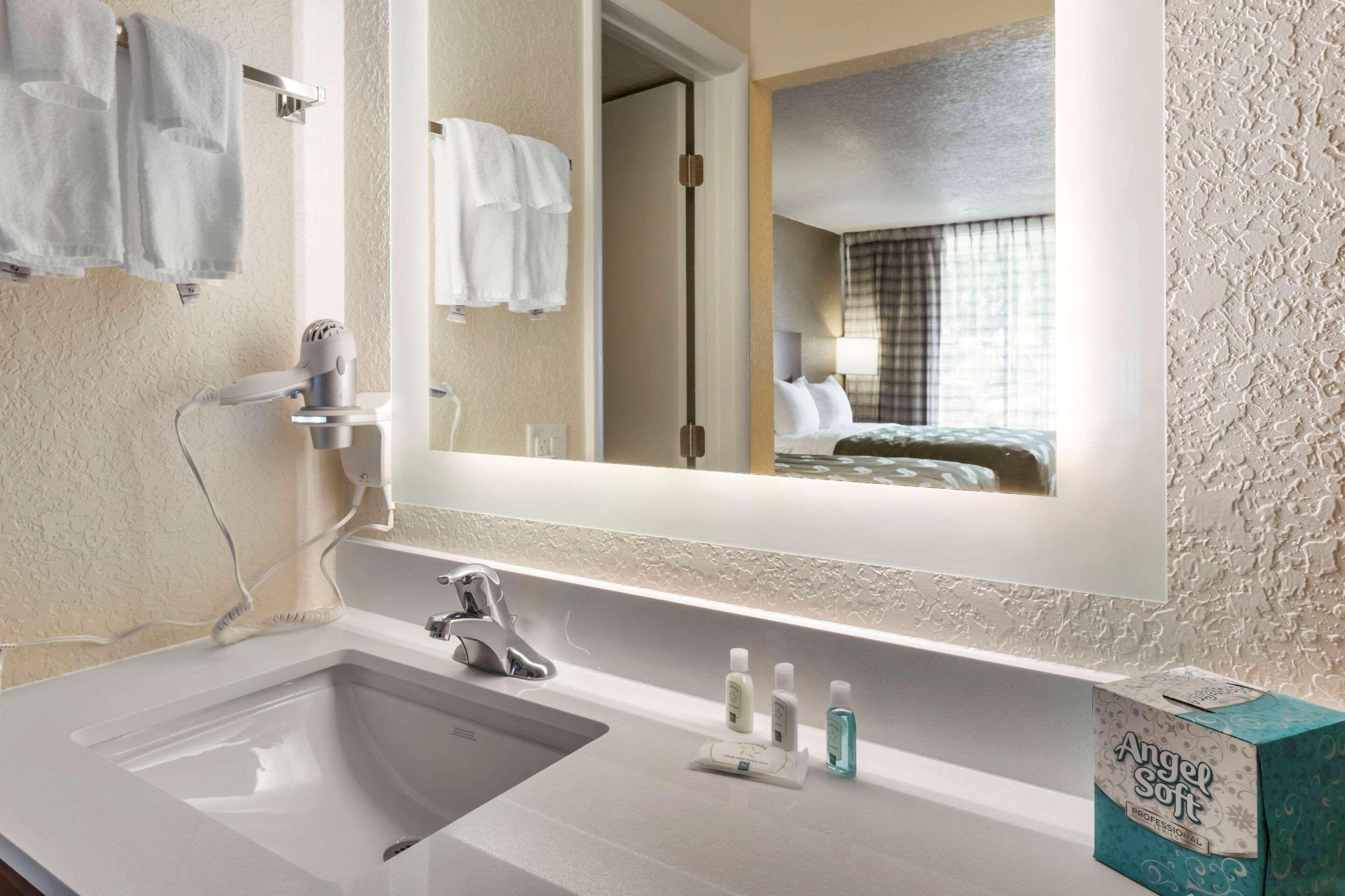 Quality Inn Saint Petersburg North-Tampa Bay Zewnętrze zdjęcie